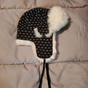 New Women's Black And White Winter Trapper Bomber Hat - One Size Fits All